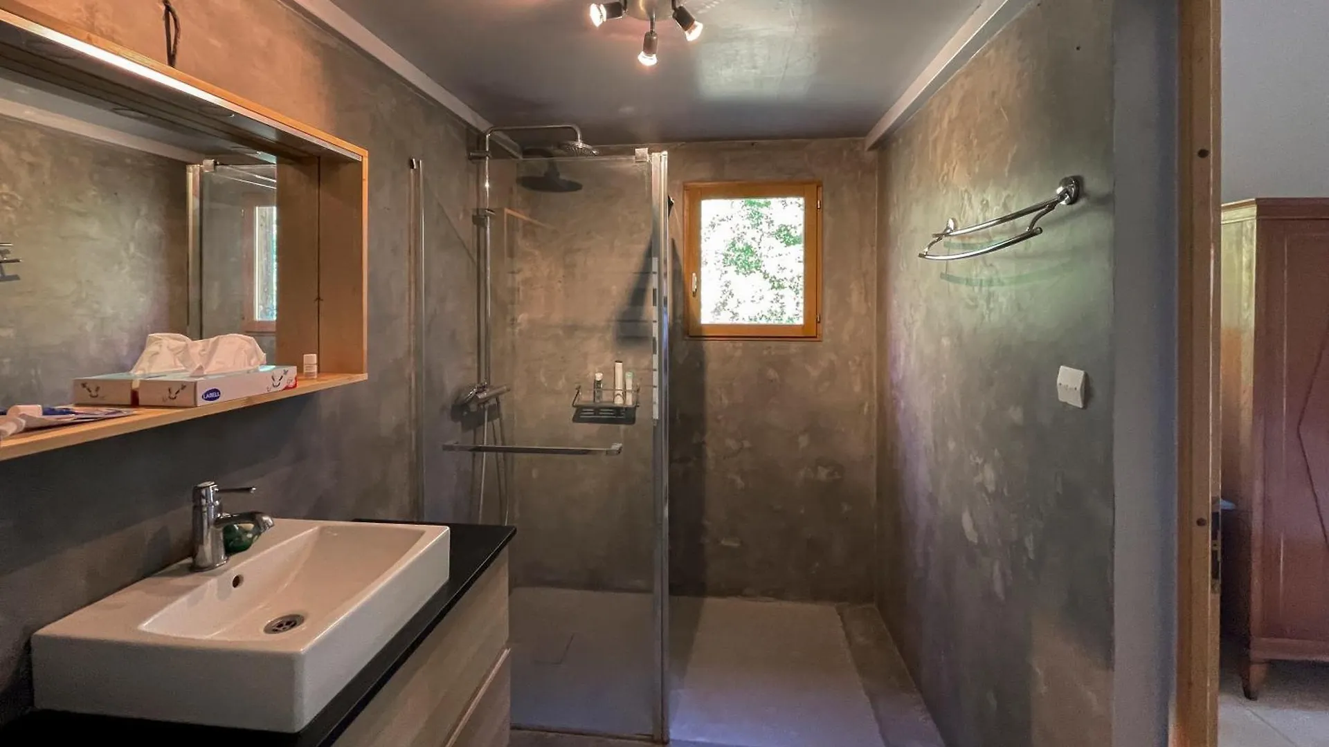 Le Chalet De La Gestere Ambax
